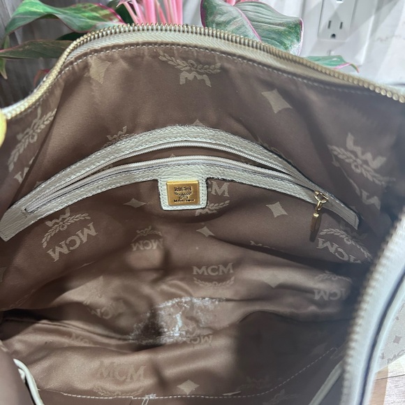 MCM White and Tan Hobo Bag with Monogrammed Design - Picture 12 of 15